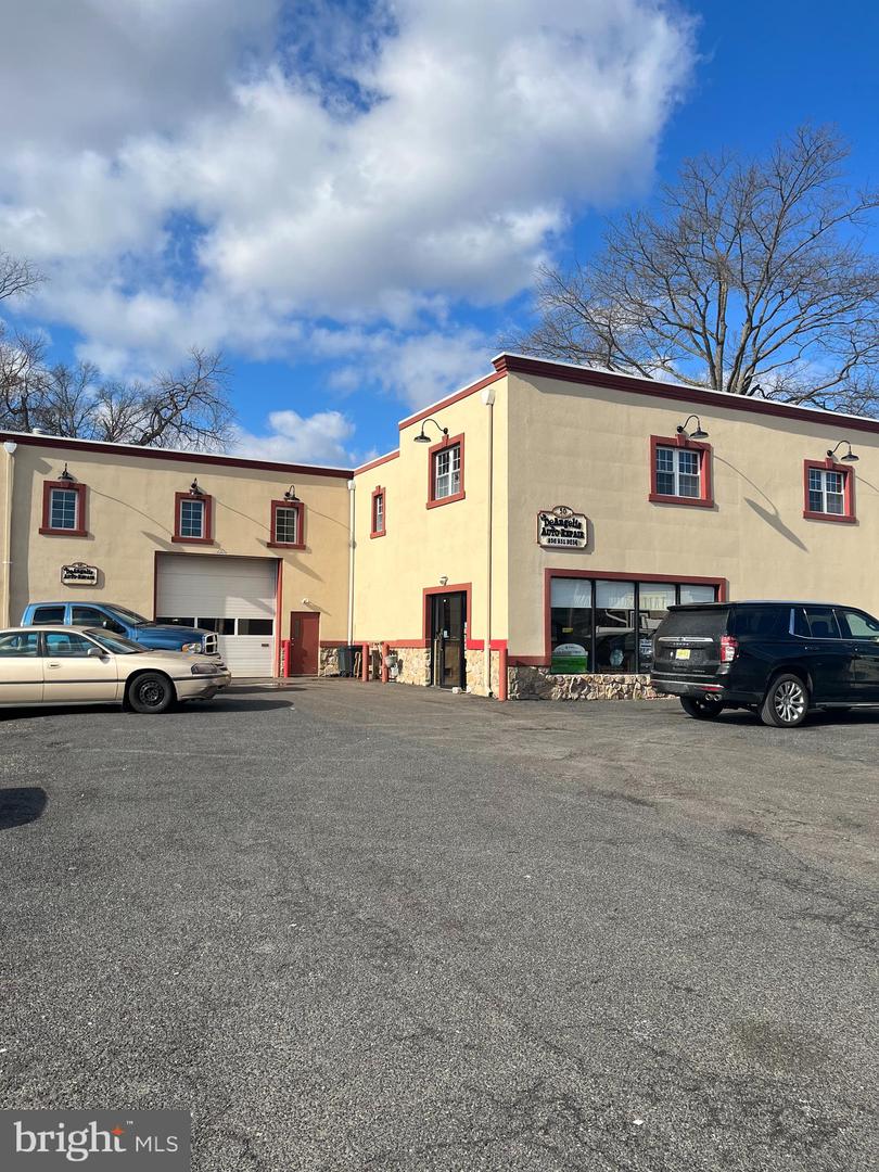 50 N Black Horse Pike Property Photo 1