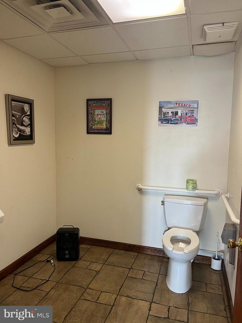 50 N Black Horse Pike Property Photo 8