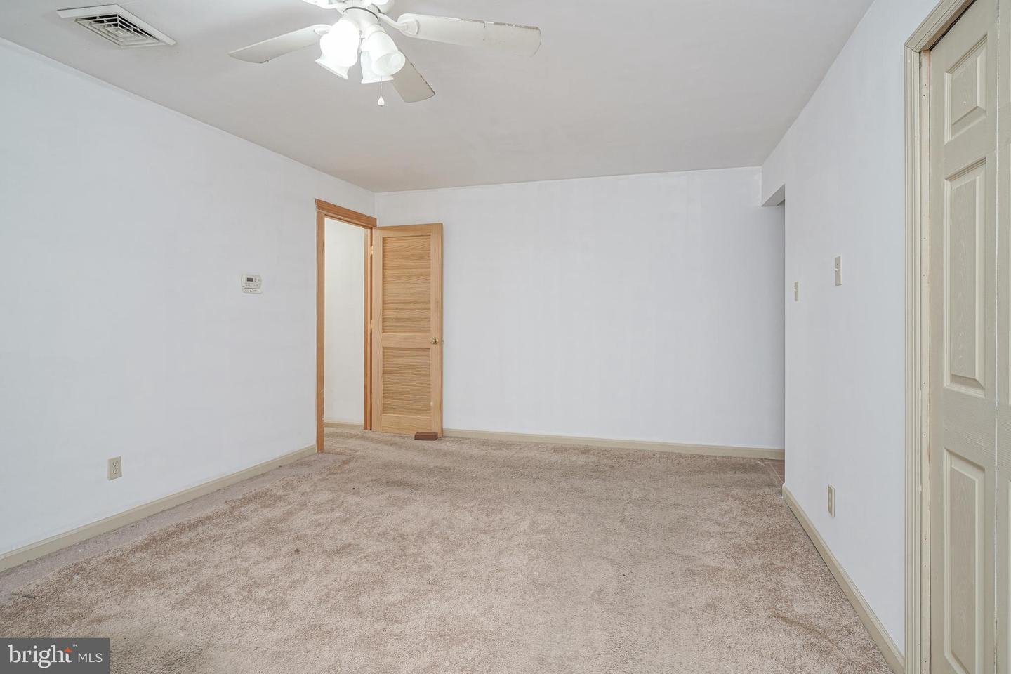 101-103 W Cuthbert Blvd Property Photo 24