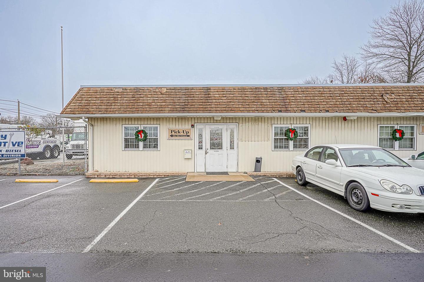 100 W Narberth Ter #3 Property Photo 1