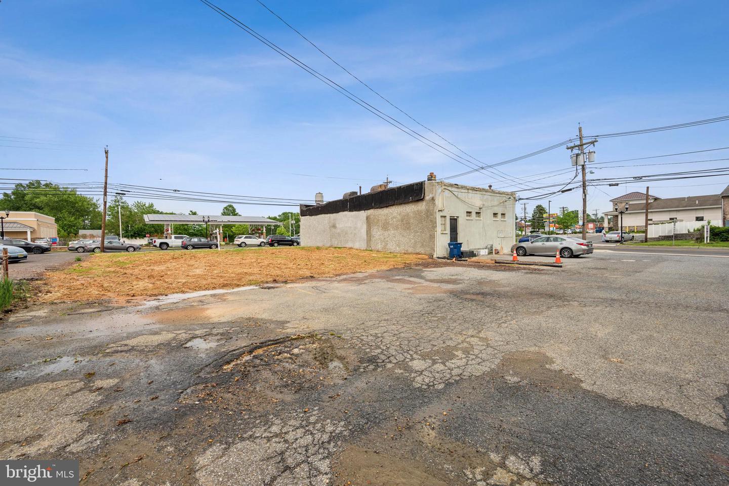 3 Property Photo 10