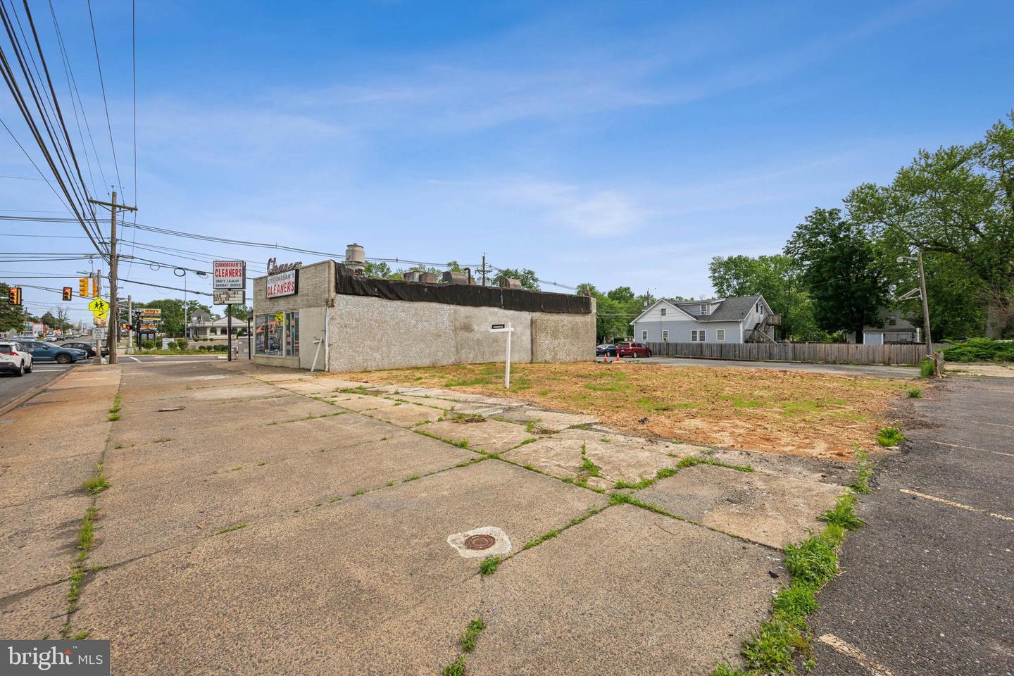 3 Property Photo 13