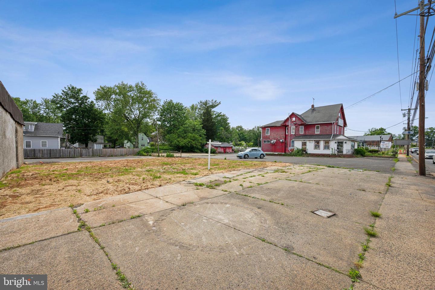 3 Property Photo 14