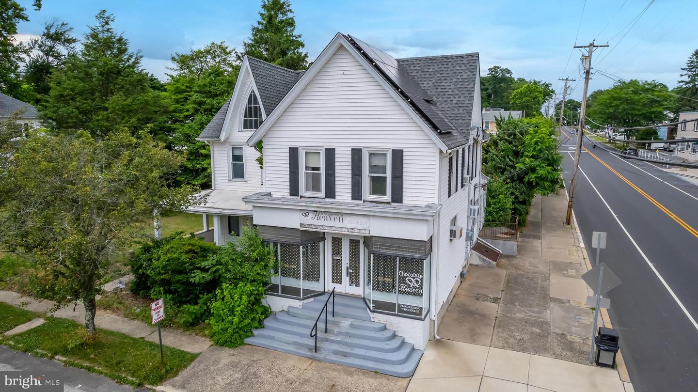 416 Raritan Ave Property Photo