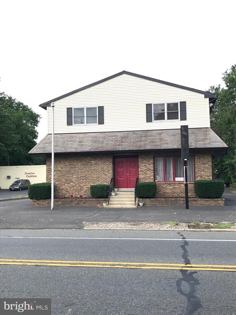 220 S WHITE HORSE PIKE Property Photo 1