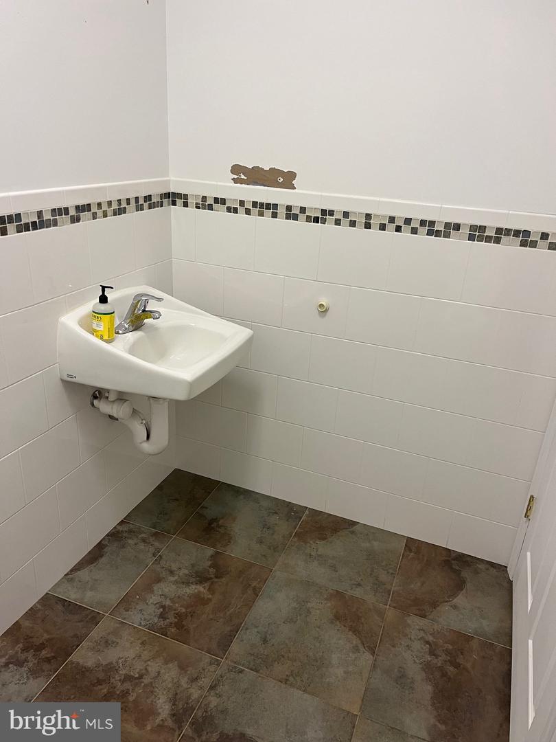58 White Horse Pike Property Photo 11