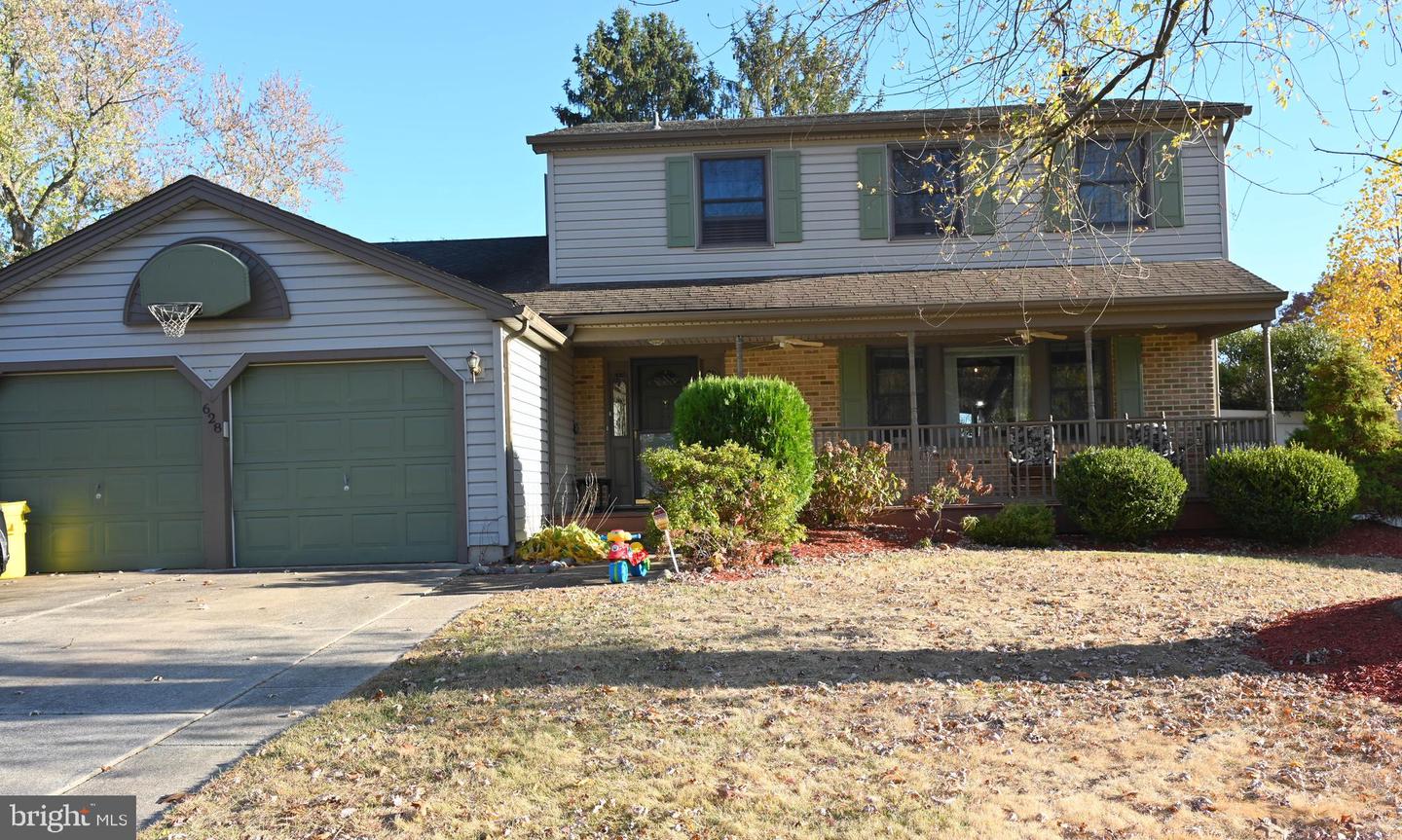 628 Chatham Road Property Photo 1