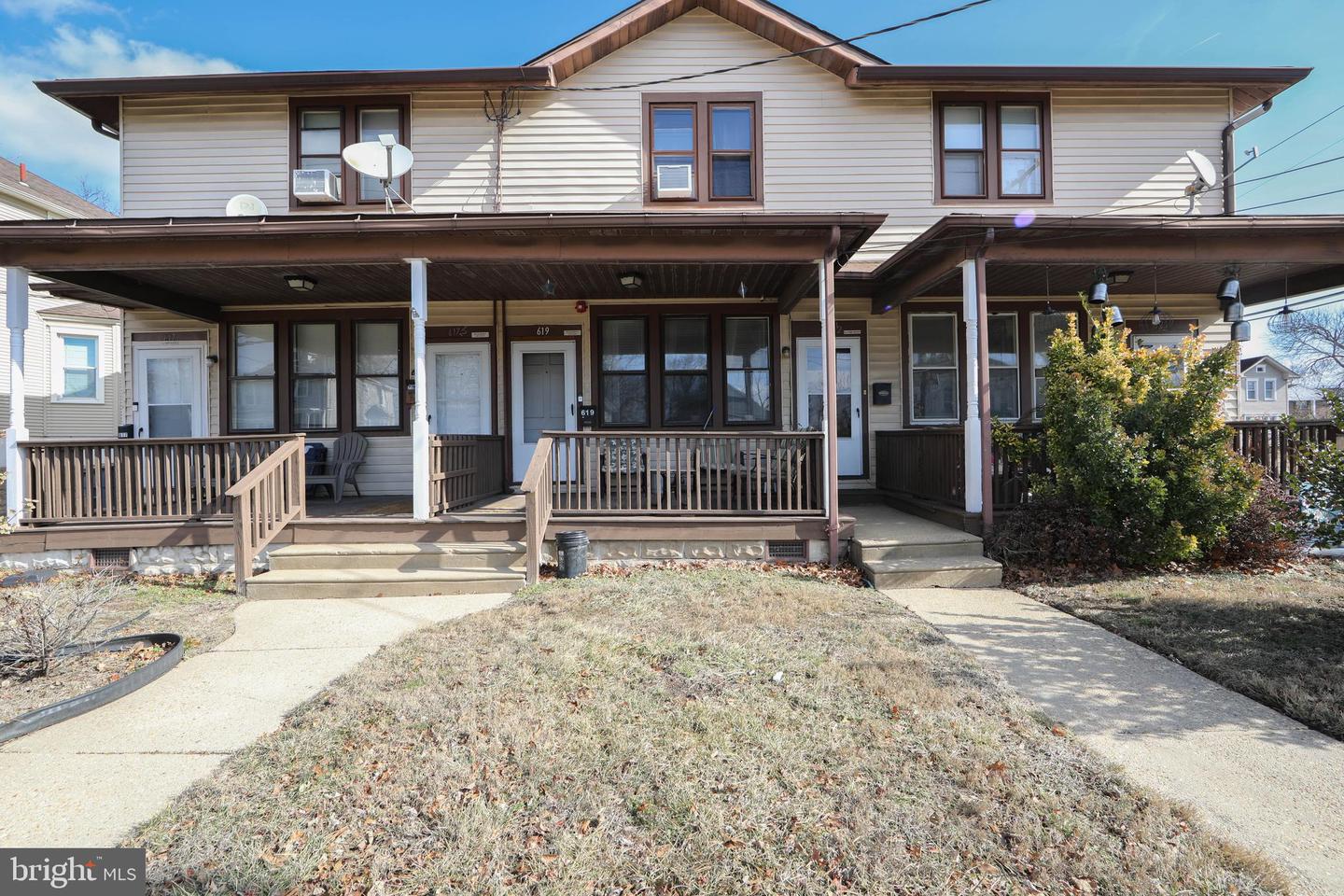 617 Newton Ave Property Photo 3