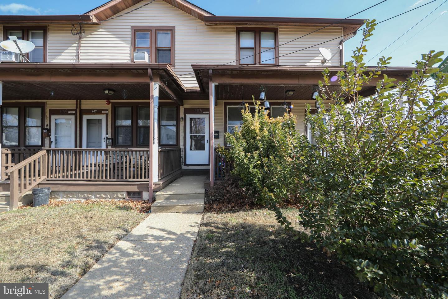 617 Newton Ave Property Photo 6