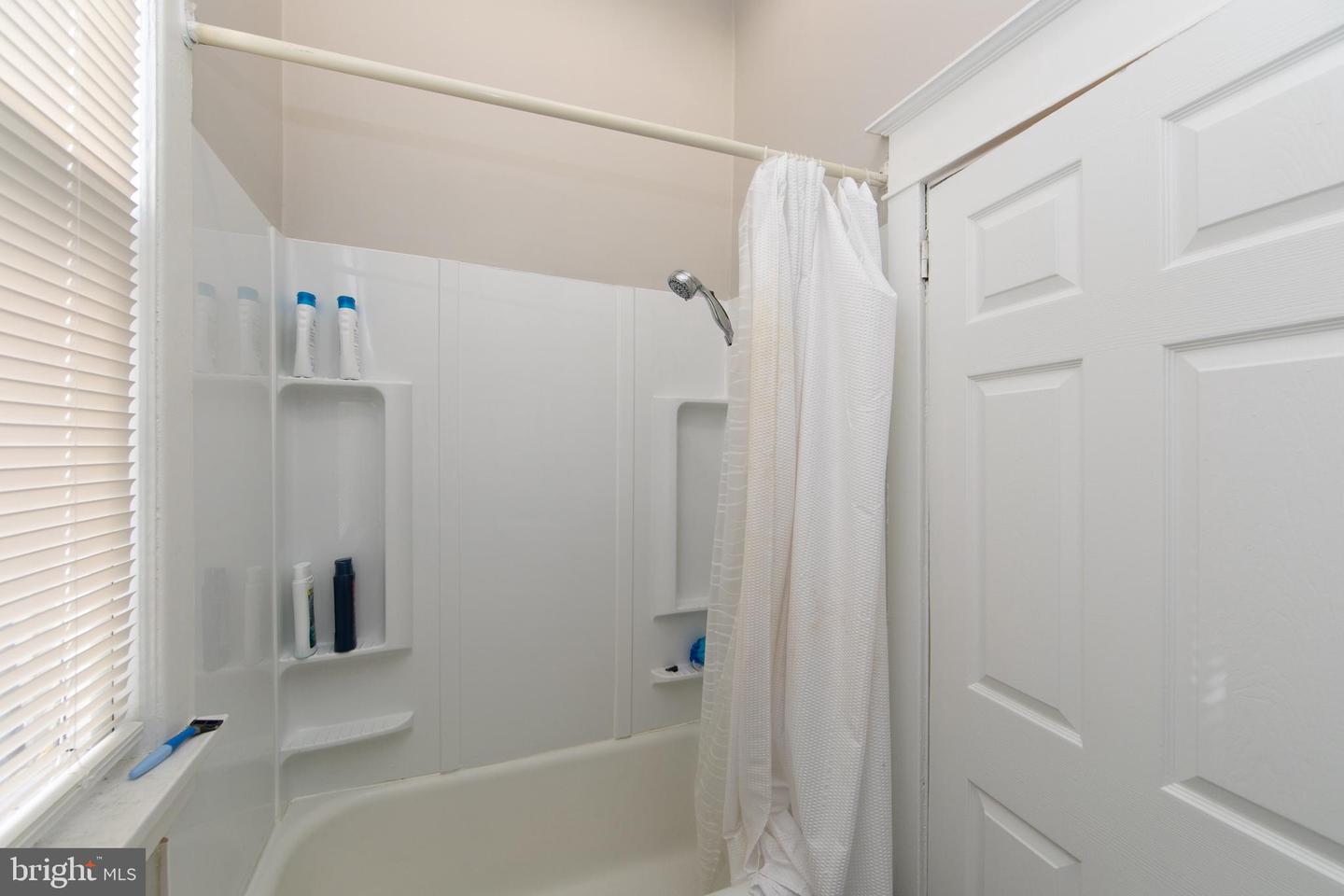 617 Newton Ave Property Photo 37