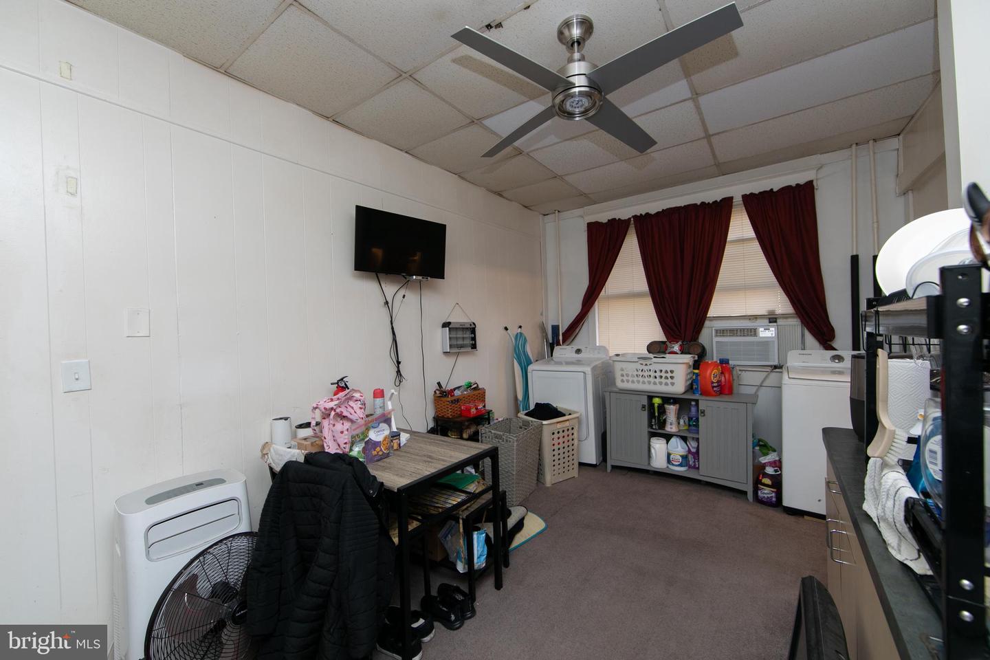 617 Newton Ave Property Photo 56