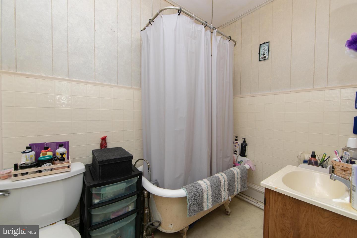 617 Newton Ave Property Photo 70