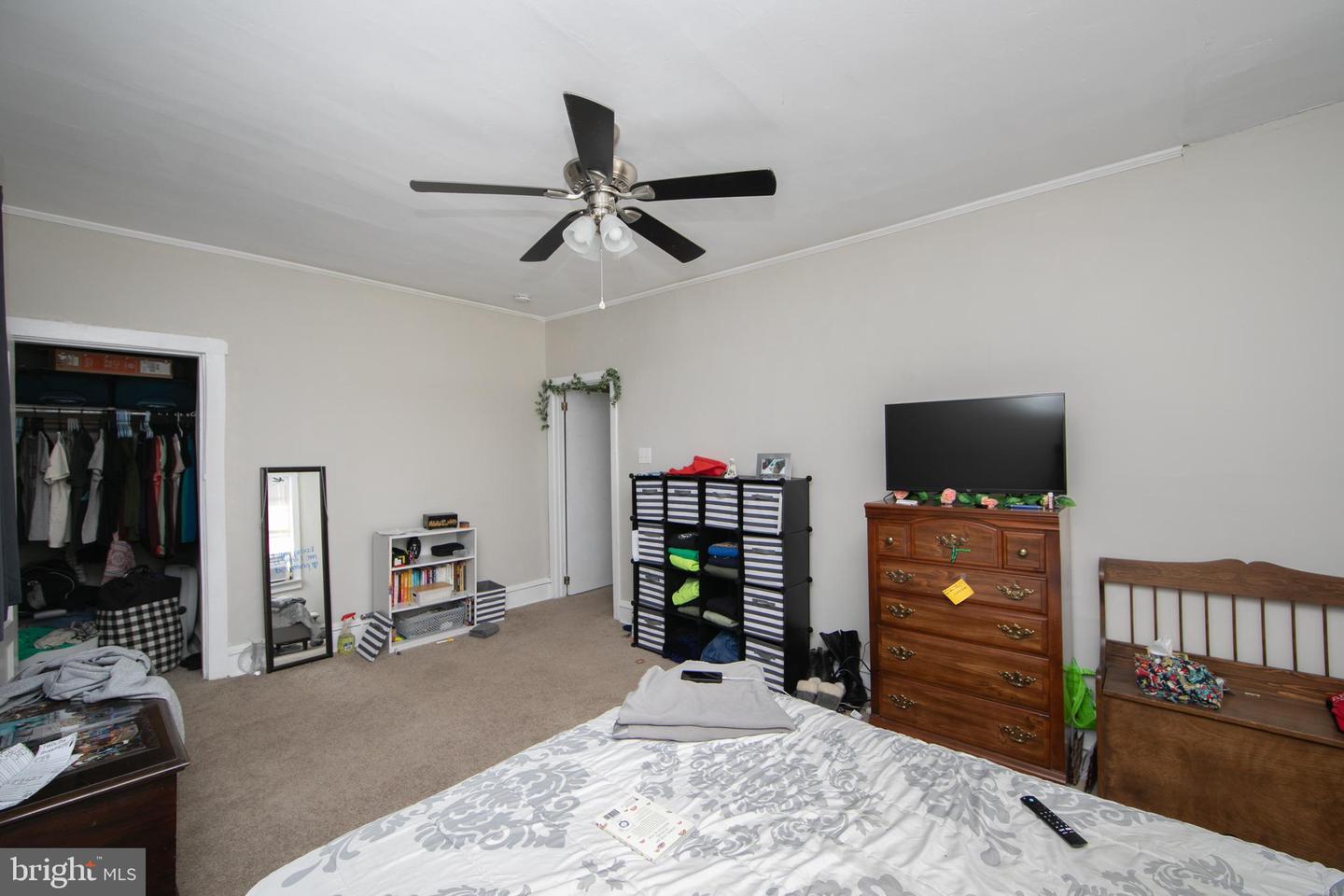 617 Newton Ave Property Photo 103