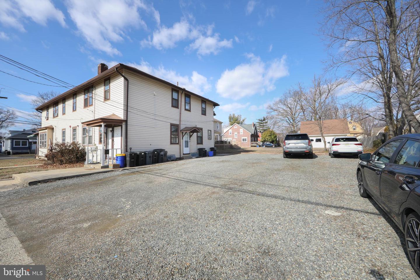 617 Newton Ave Property Photo 119