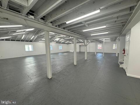 1 W Broad Ave W Property Photo 4