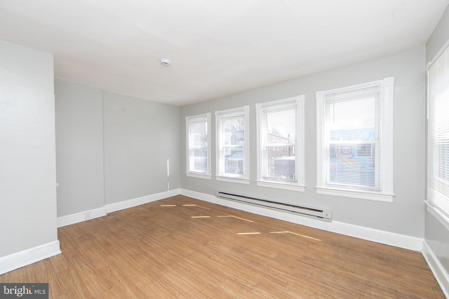 2707 Westfield Ave Property Photo 11