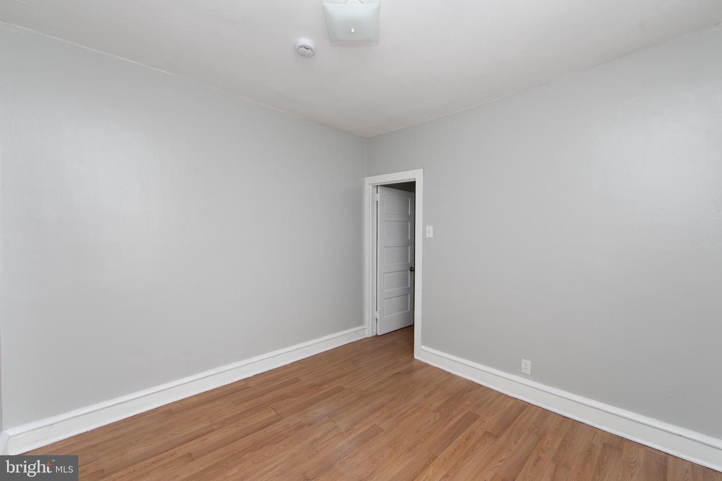 2707 Westfield Ave Property Photo 15