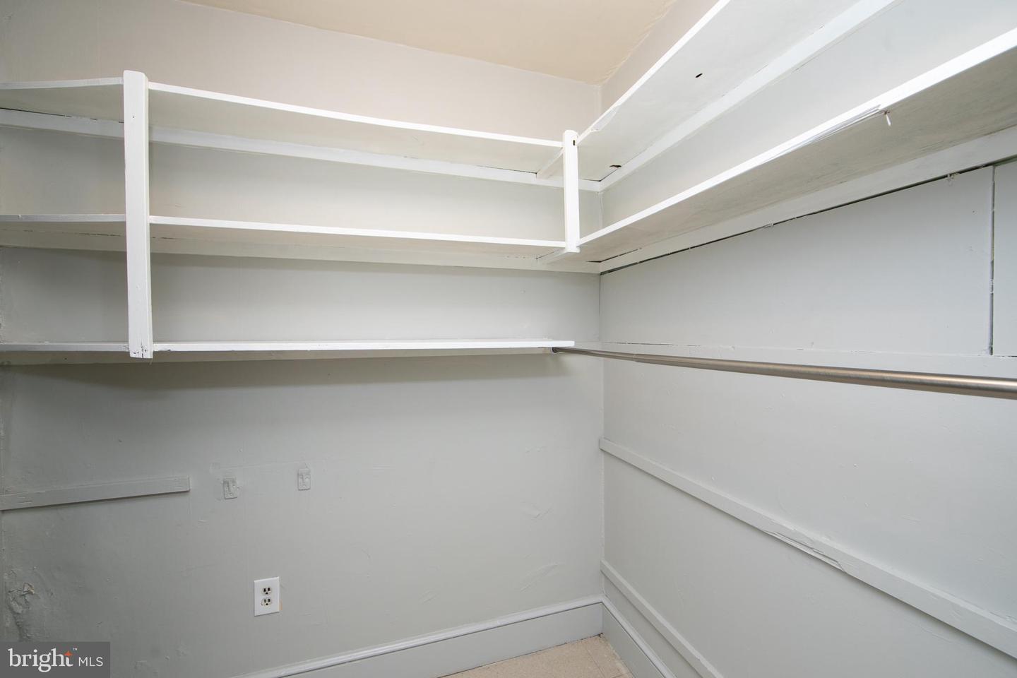 2707 Westfield Ave Property Photo 31