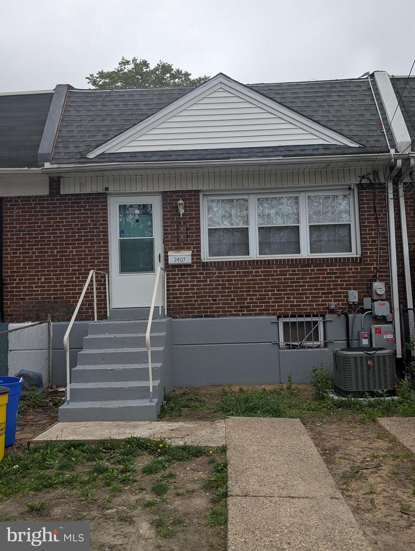 2407 S 12th St Property Photo 1