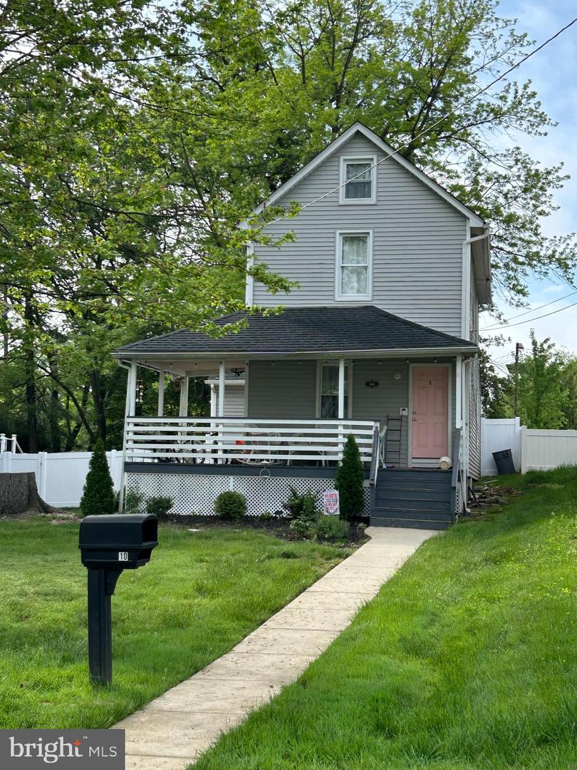 10 Ashland Ave Property Photo 1