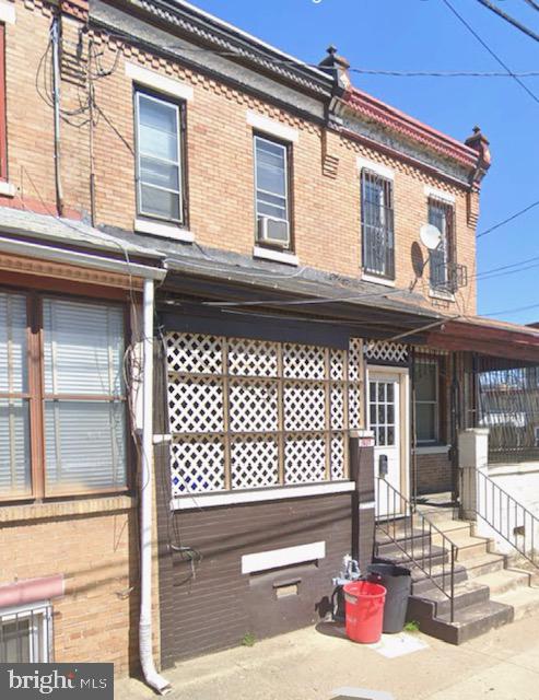 937 Kimber St Property Photo 1