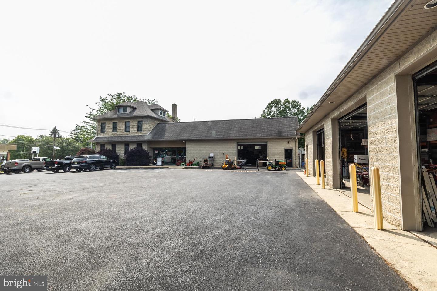 148 S White Horse Pike Property Photo 66