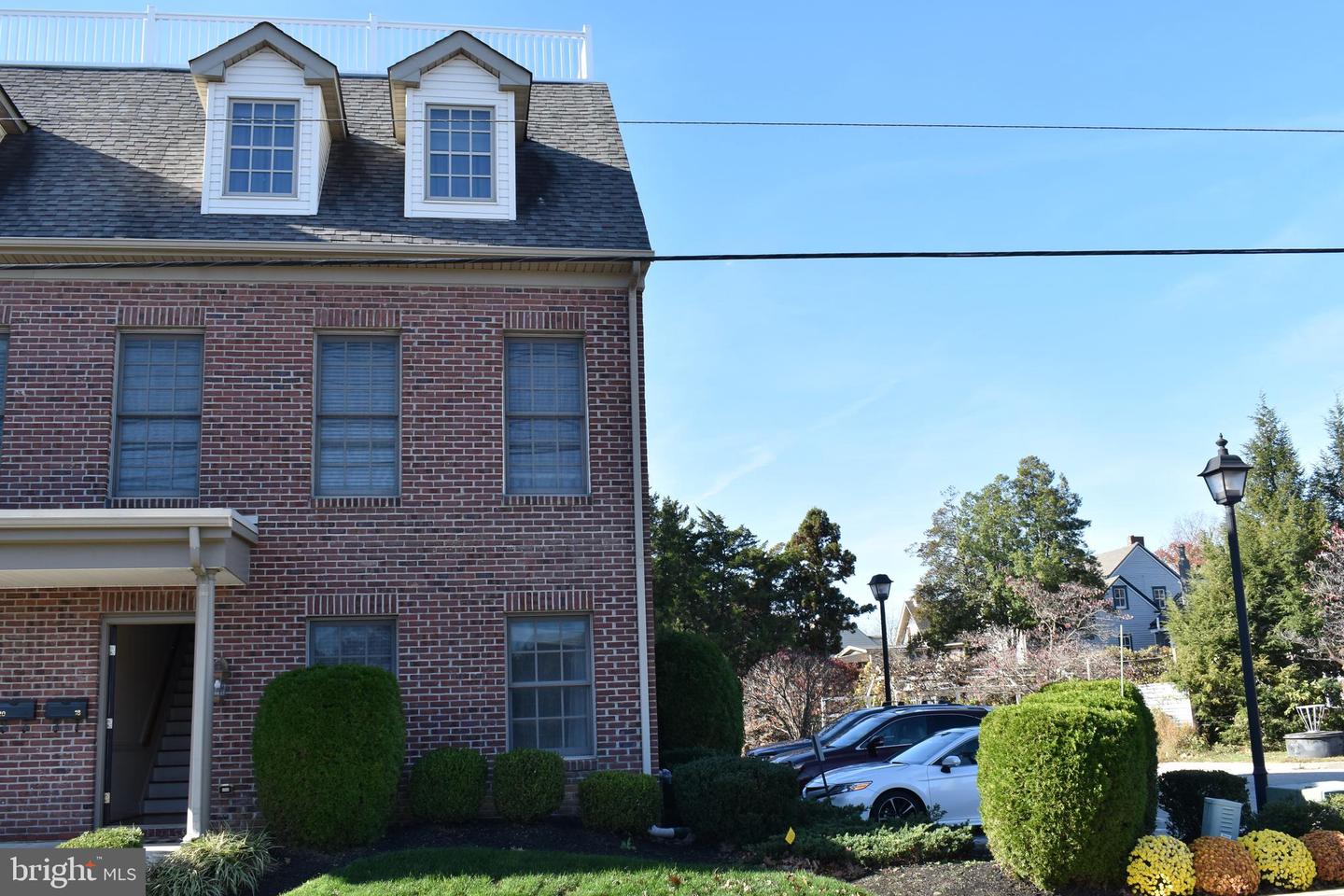 18 Washington Ave Property Photo 1