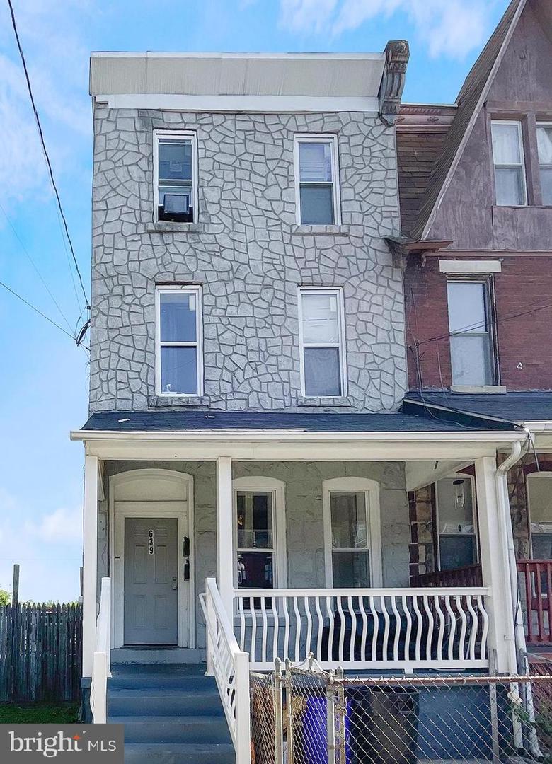 639 State St Property Photo 7