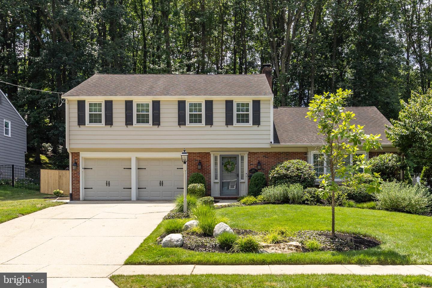 109 Bentwood Dr Property Photo 1