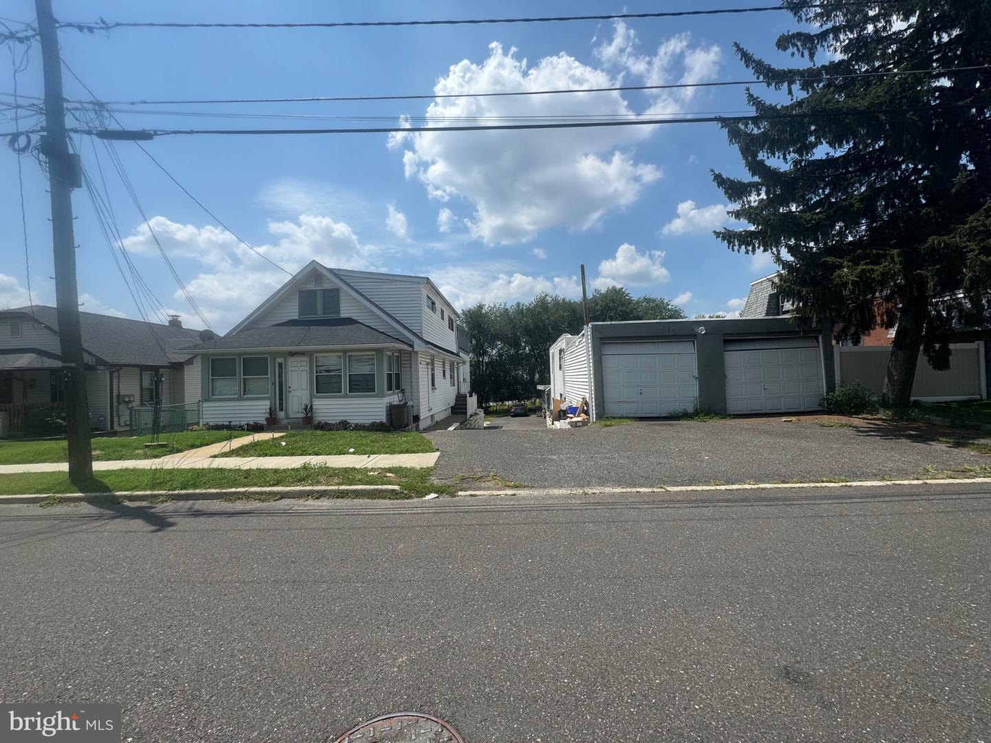 18 Chadwick Ave Property Photo 1