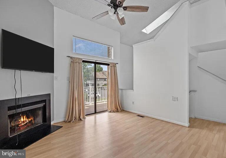 1212 Roberts Way Property Photo 1