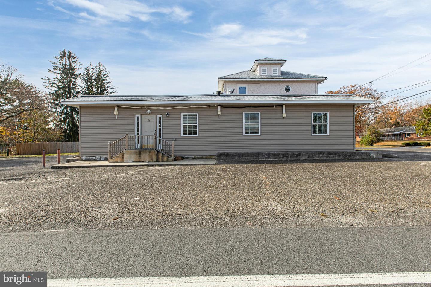 320 White Horse Pike Property Photo 1