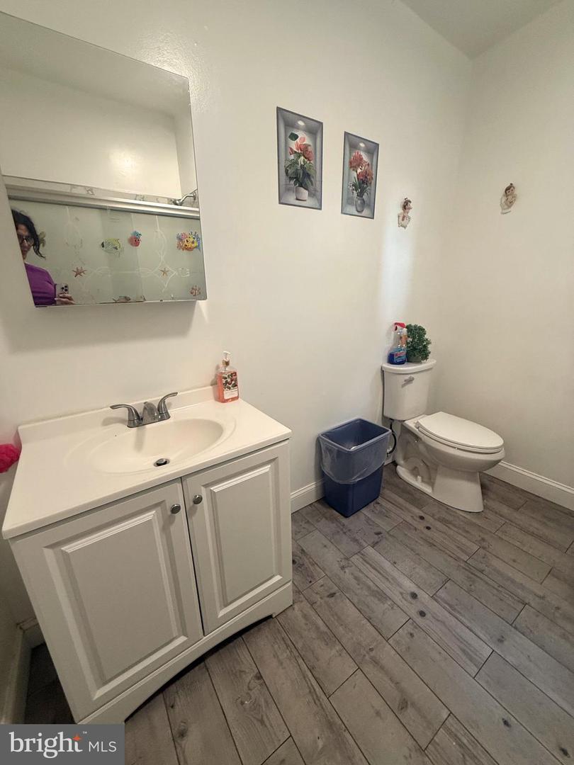 2621 Westfield Ave Property Photo 10