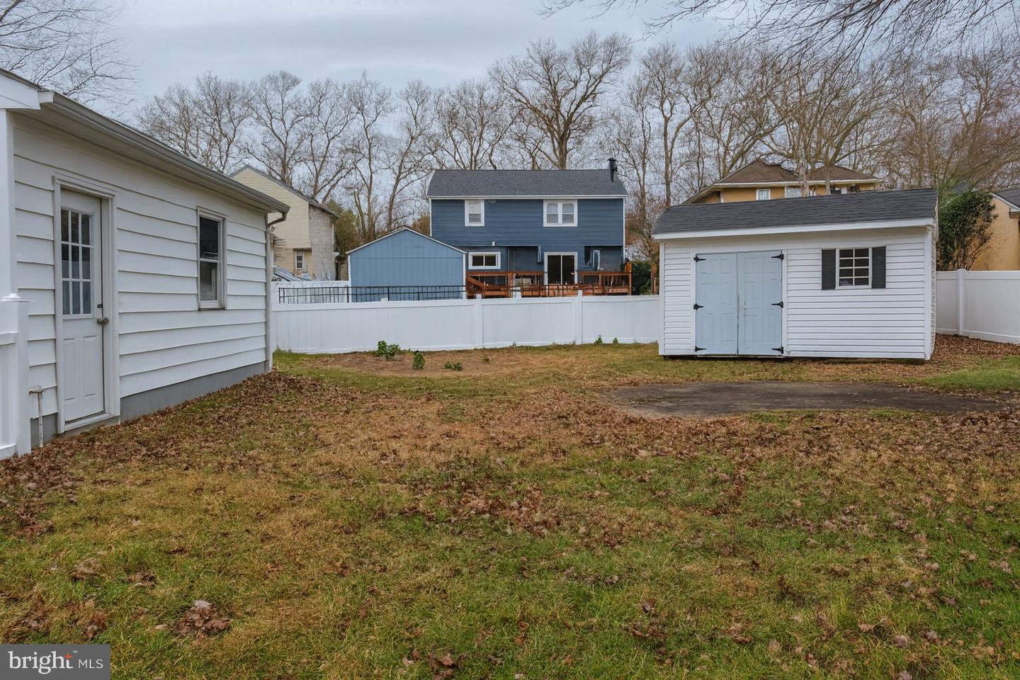 124 Ivins Ave Property Photo 9