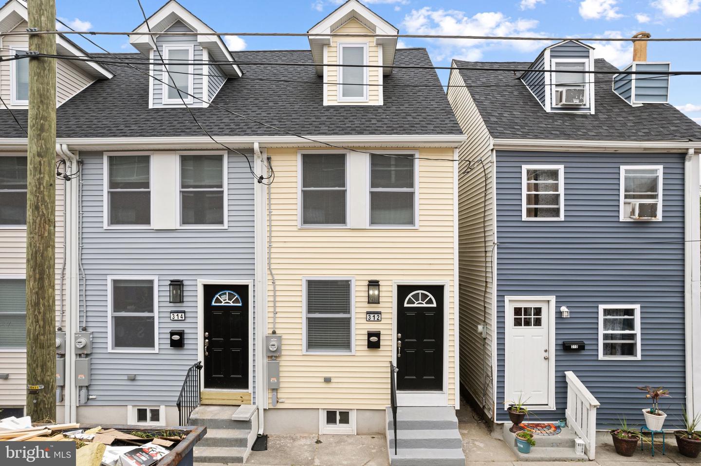 314 Ridgeway St Property Photo 1