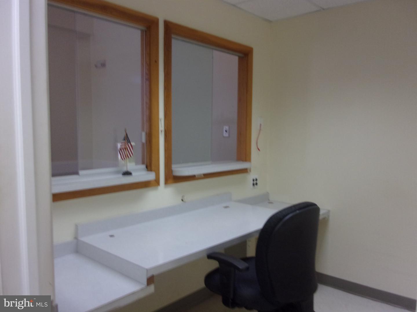 2301 E Evesham Ave #503 Property Photo 5