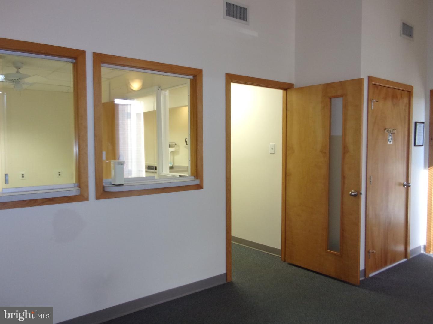 2301 E Evesham Ave #503 Property Photo 8