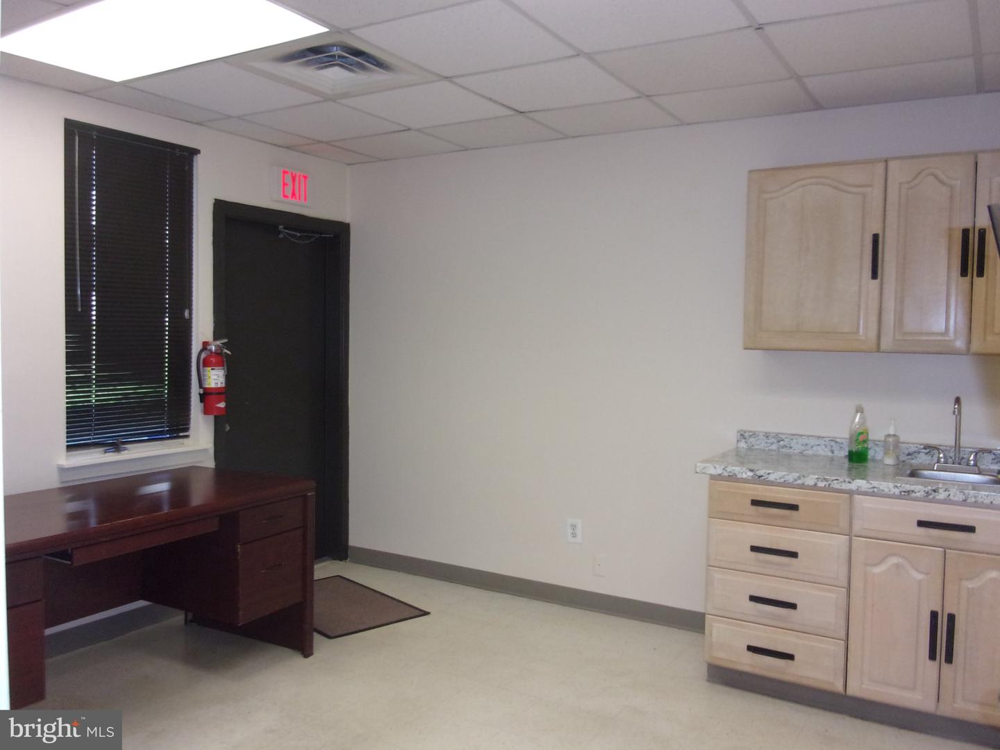 2301 E Evesham Ave #503 Property Photo 16