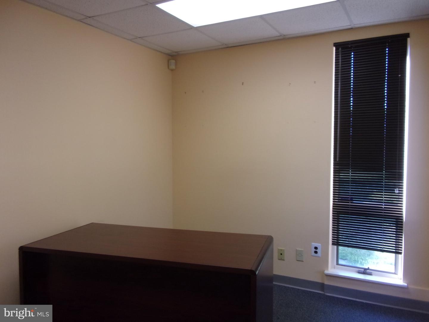 2301 E Evesham Ave #503 Property Photo 17
