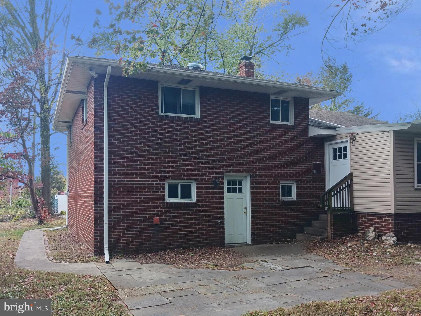 4209 Royal Ave Property Photo 12