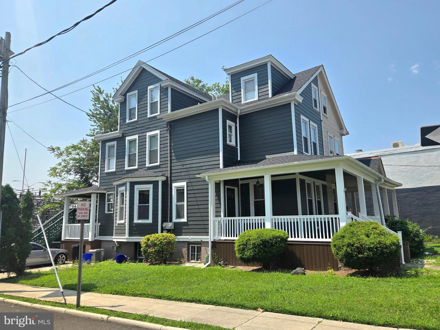 878 Haddon Ave #unit A Property Photo 2