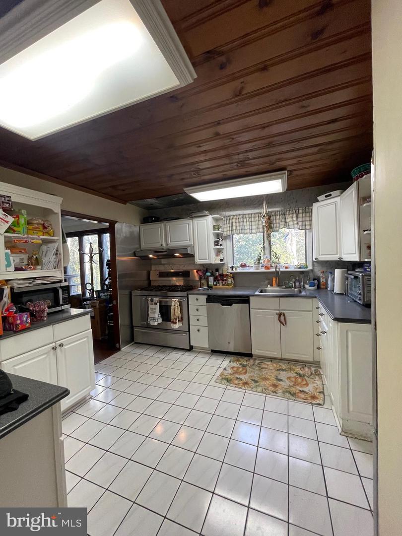 150 N Smith Ter Property Photo 10
