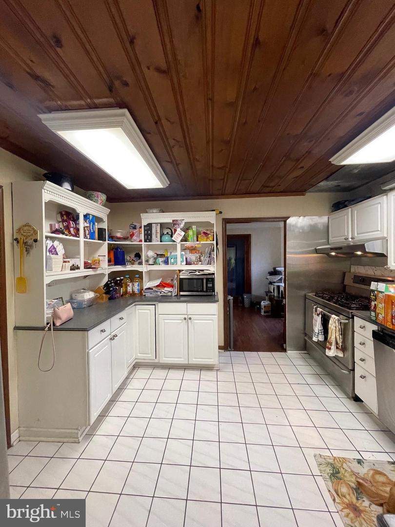 150 N Smith Ter Property Photo 11