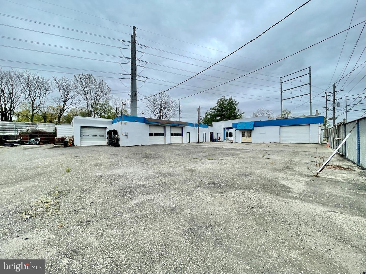 502-510 New Broadway Property Photo 1
