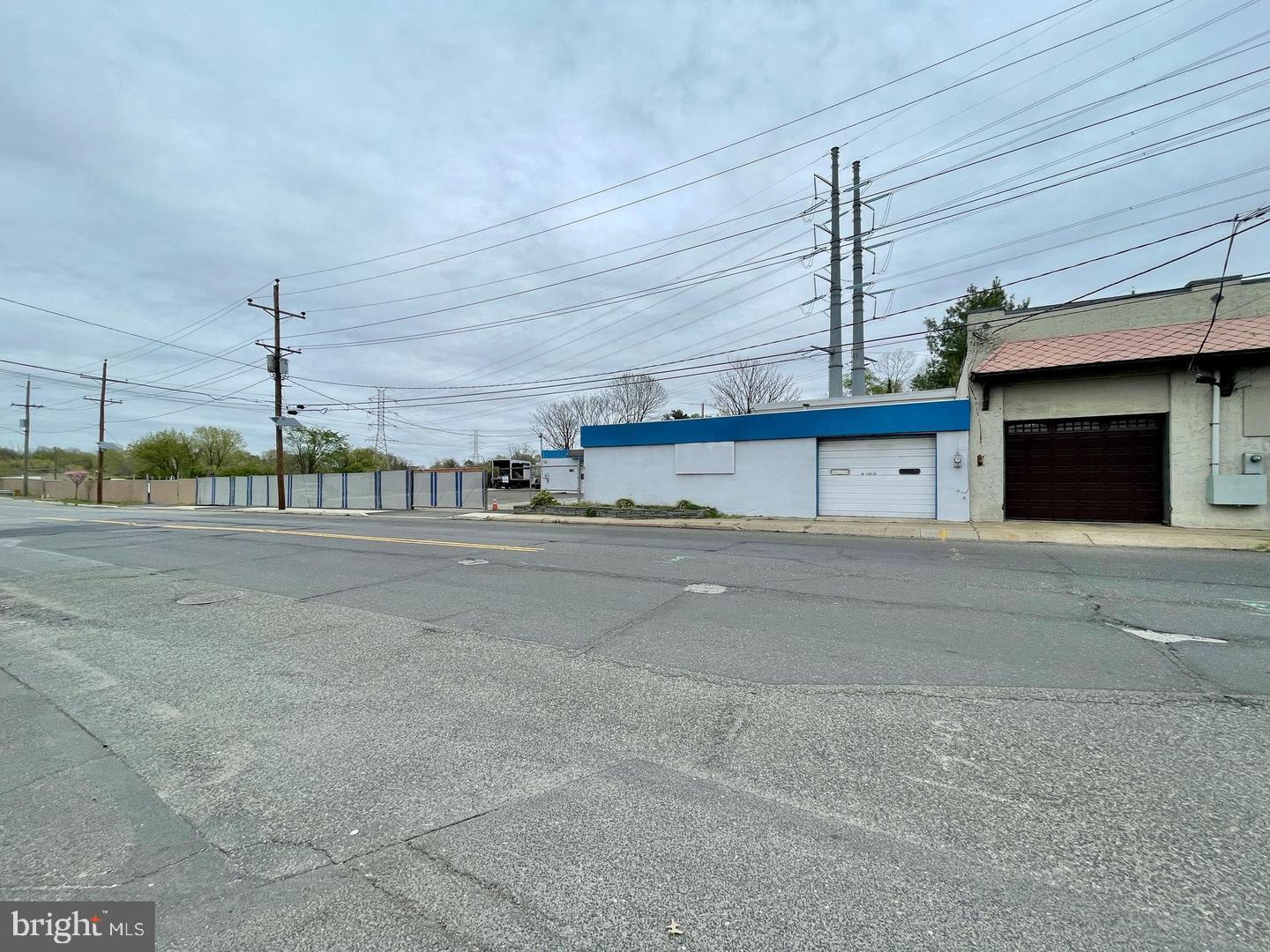 502-510 New Broadway Property Photo 3