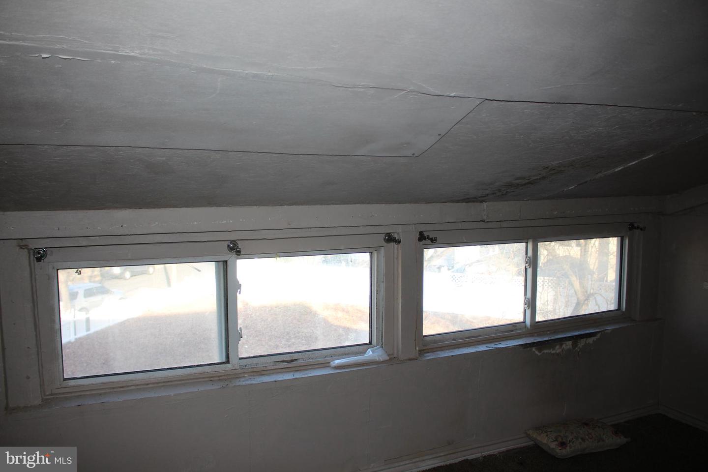 128 Amon Ave Property Photo 10