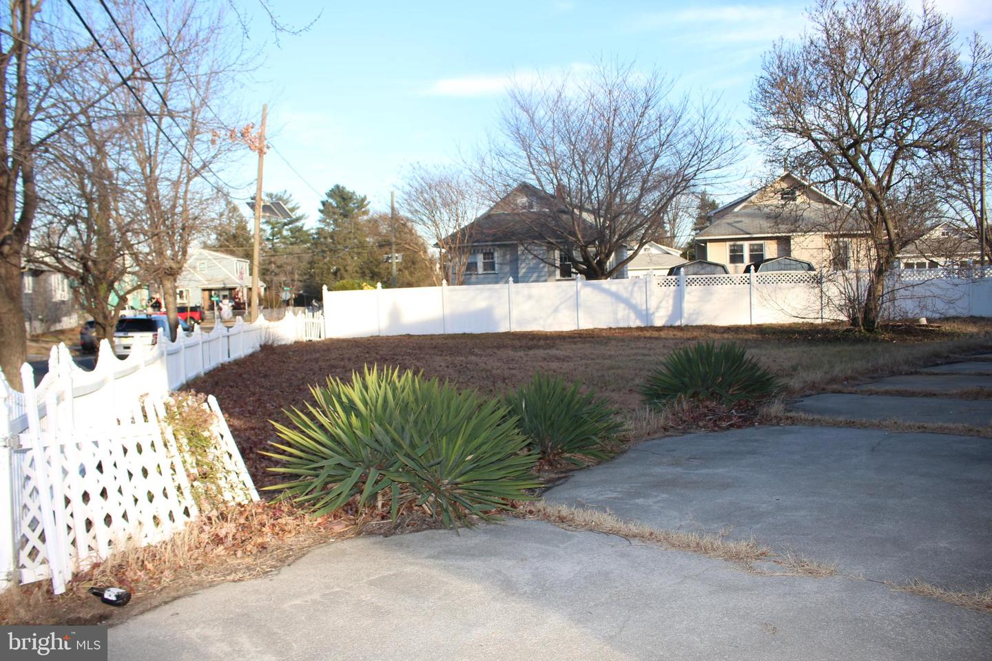 128 Amon Ave Property Photo 34