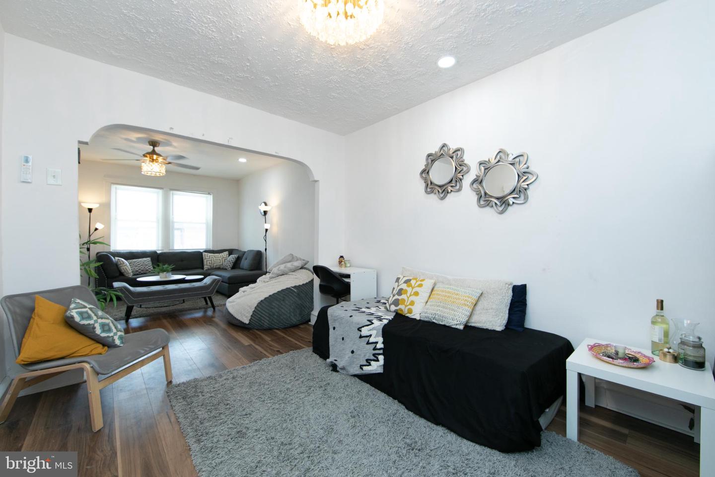 1331 Morton St Property Photo 11