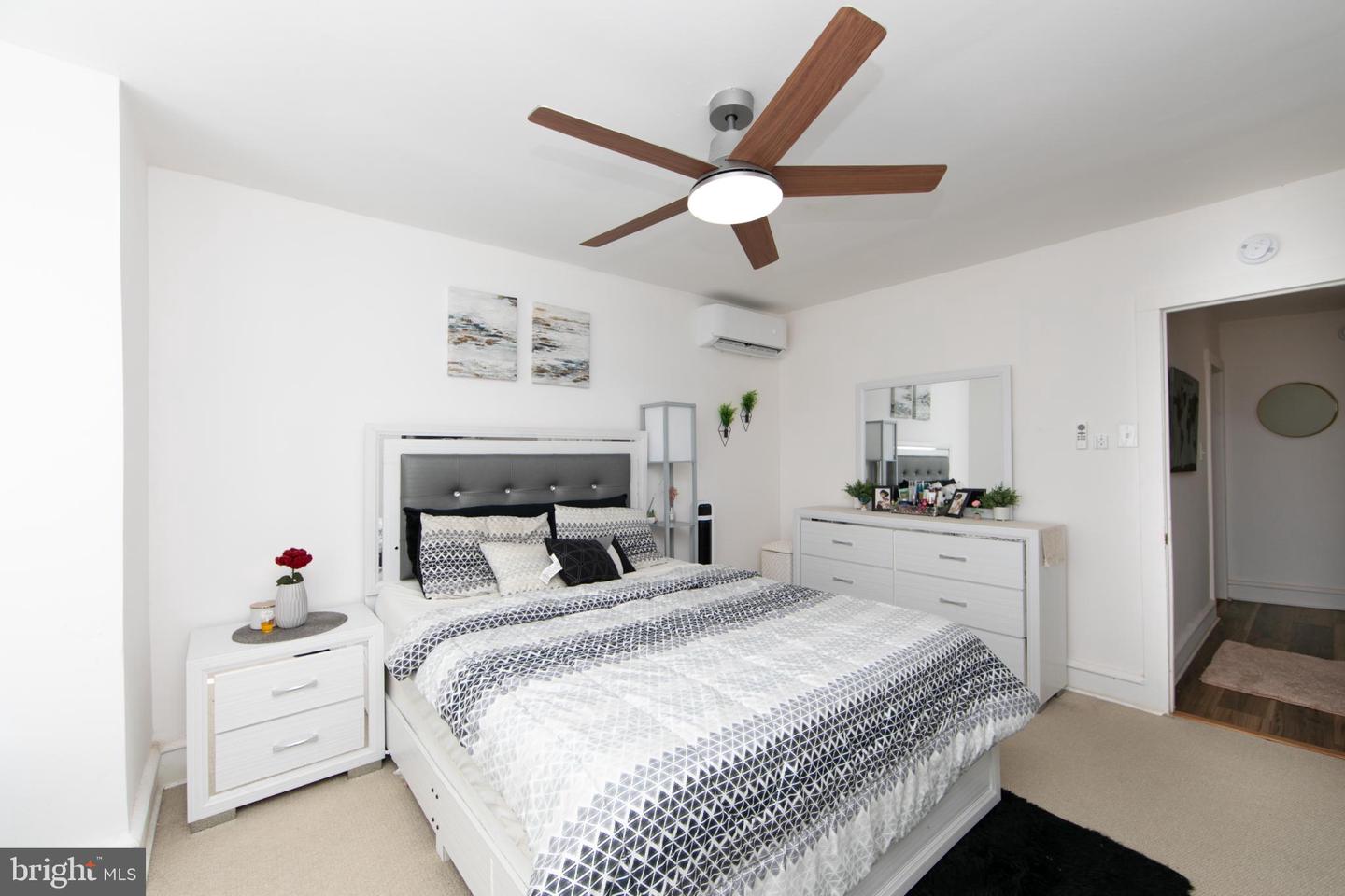 1331 Morton St Property Photo 18