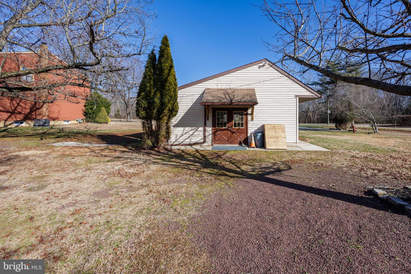815 Little Gloucester Rd #b Property Photo 8